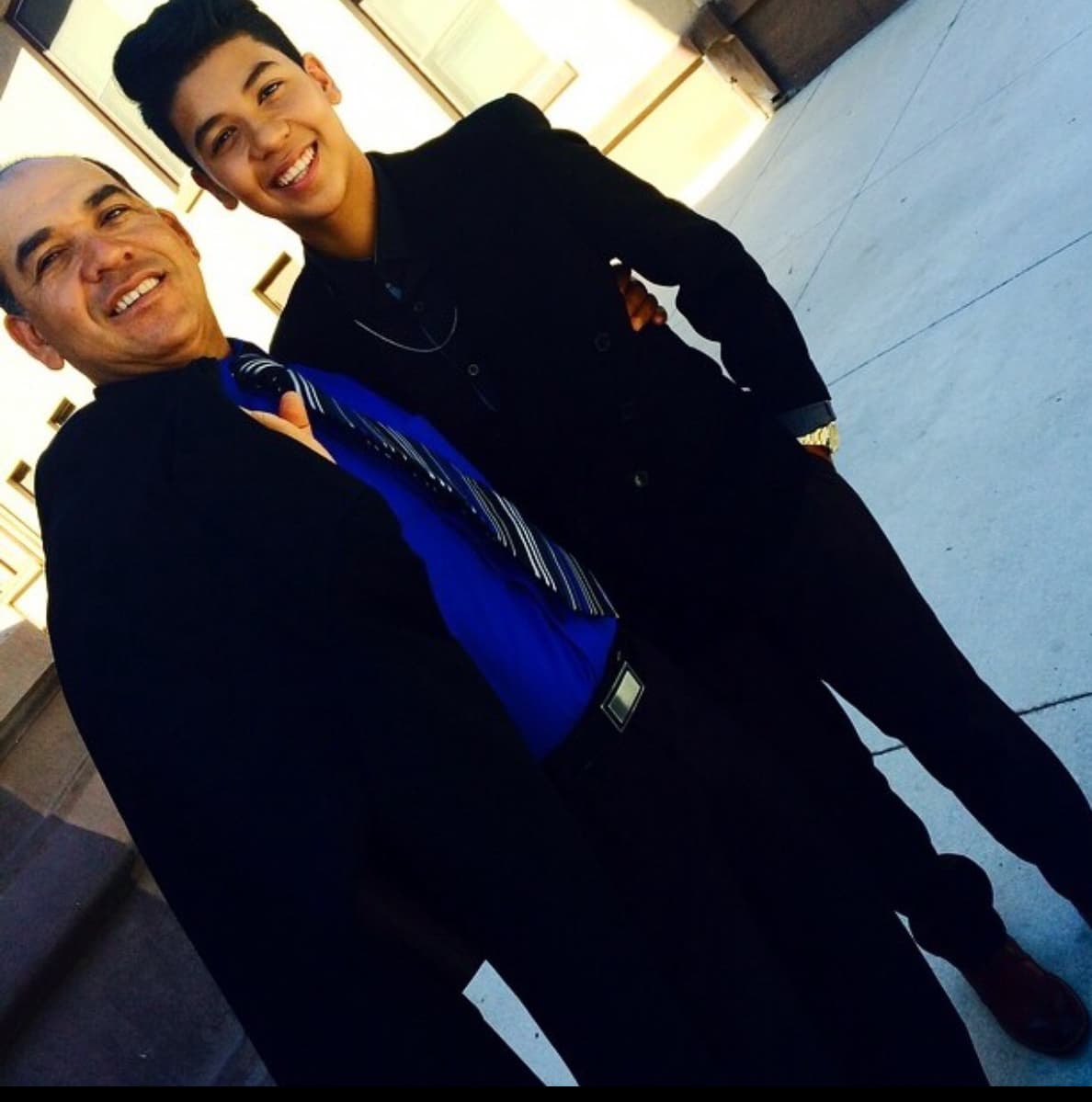 Ricardo le debe su éxito a su madre y se describe como un chico chistoso y humilde.