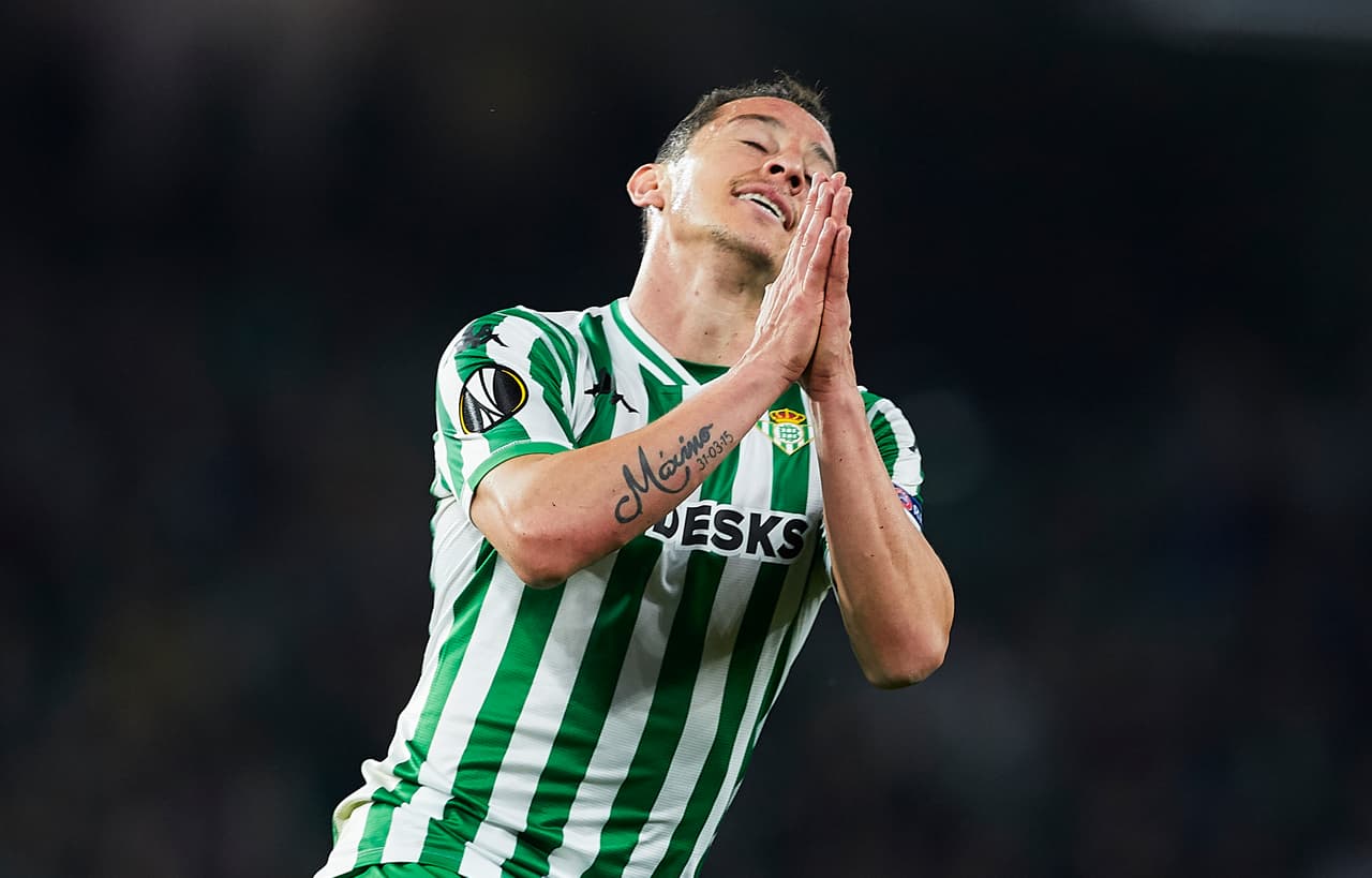 Andrés Guardado califica como fracaso la eliminación del Betis