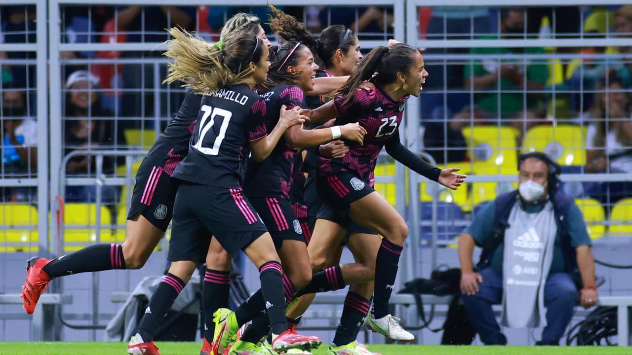 Tres jugadoras causan baja de la selección mexicana femenil por "común acuerdo"