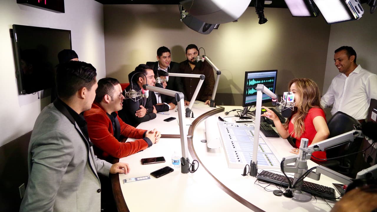 <a href="http://www.univision.com/temas/el-tambochi">El Tambochi </a>no se quedó atrás con sus ocurrencias a la hora de preguntar.