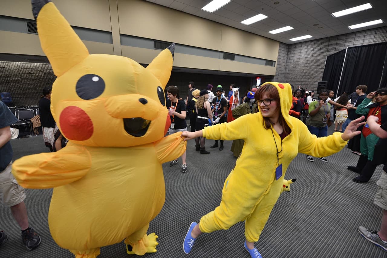 <b><a href="https://www.momocon.com/">MomoCon (25 al 28 de mayo)</a></b>. Gran convención de fanáticos del anime, la animación, los cómics y los juegos en el Georgia World Congress Center.