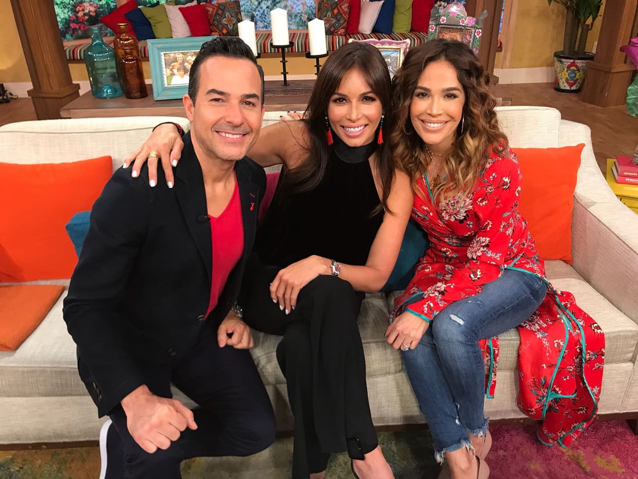 Todos estaban felices con la visita de Gigi, había mucho que platicar para ponerse al día.