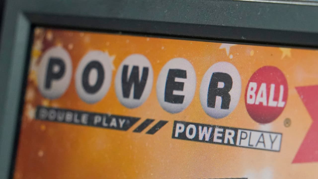 Powerball deja varios millonarios en PA y NJ tras sorteo del 29 de abril