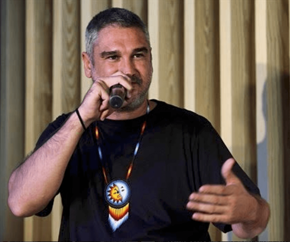 Además lo hizo acreedor al Disco de Oro gracias a las 20 mil copias vendidas en las primeras seis semanas.