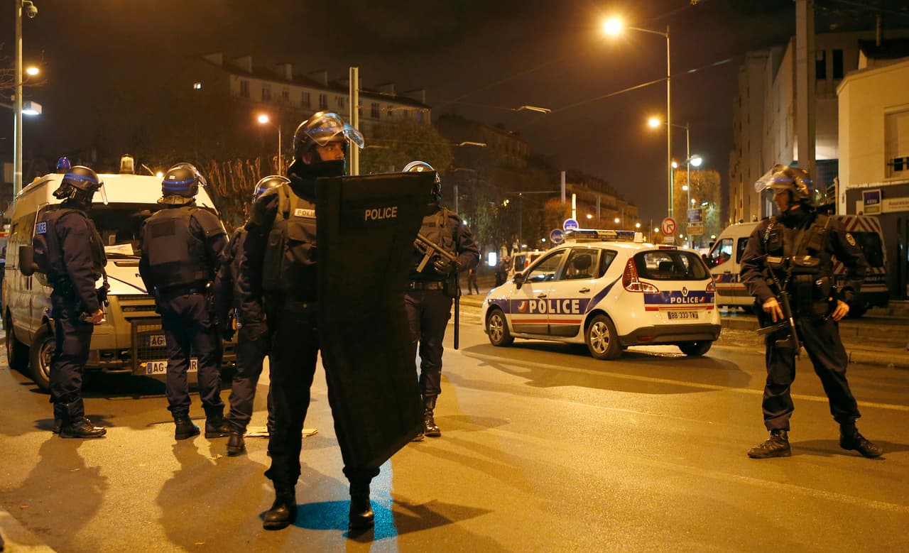 La policía se concentra en las calles de Saint-Denis