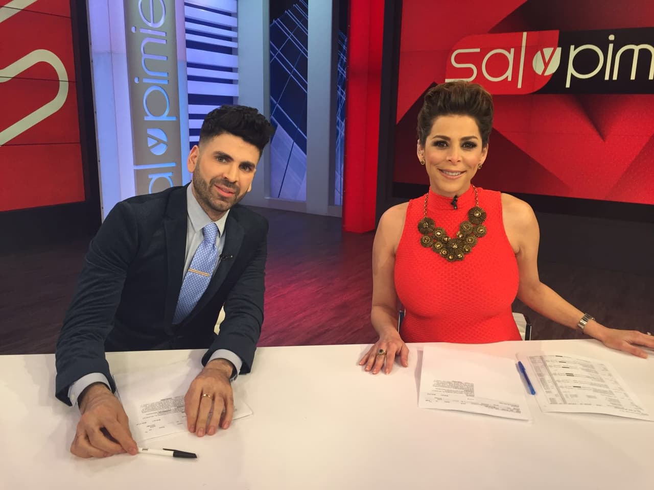 Lourdes Stephen y Jomari Goyso no descansan para traerte lo más fresco del espectáculo.