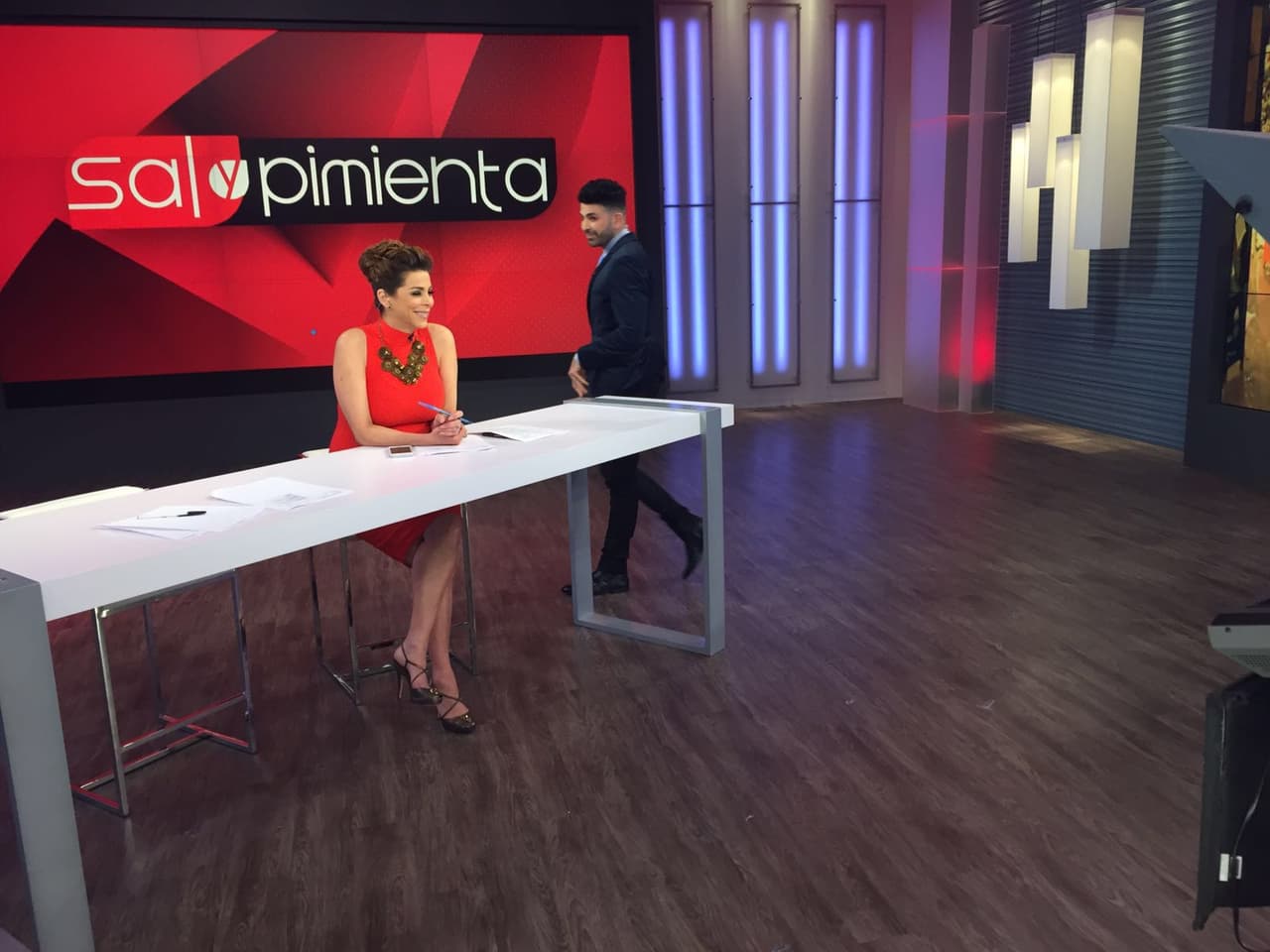 Lourdes Stephen y Jomari Goyso no descansan para traerte lo más fresco del espectáculo.