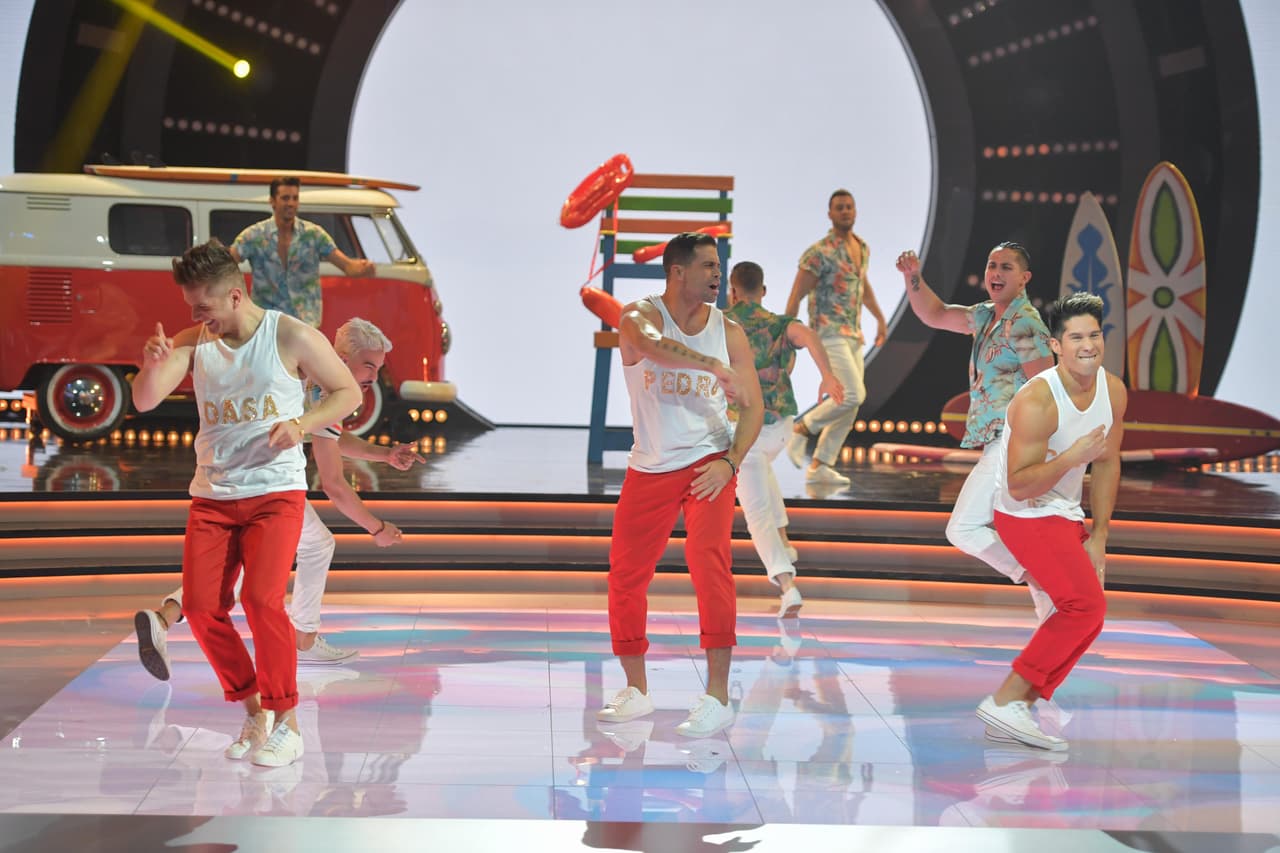 Además de que bailaron estupendamente...