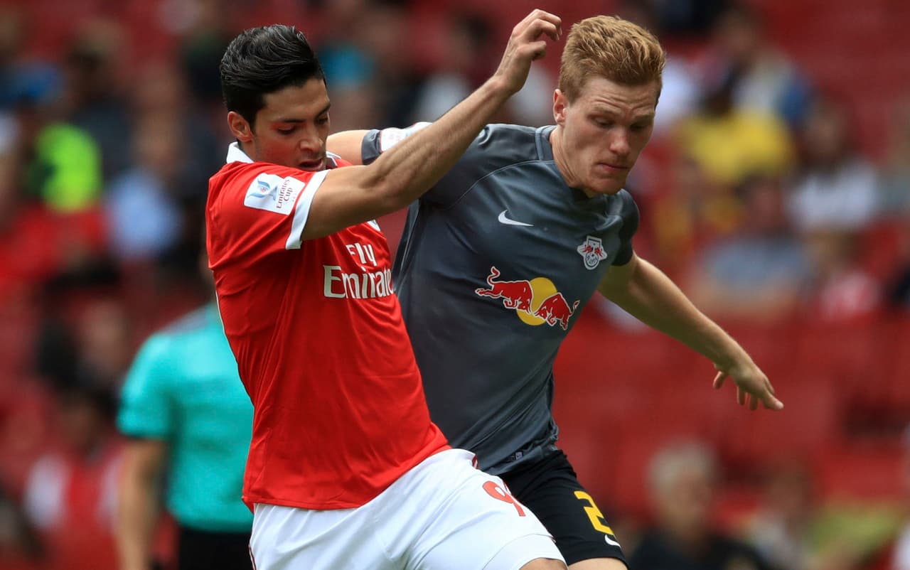 El delantero estuvo como titular en varios partidos de la pretemporada y su presencia se confirmó para enfrentar con Benfica el torneo local, del que busca mantenerse campeón vigente.