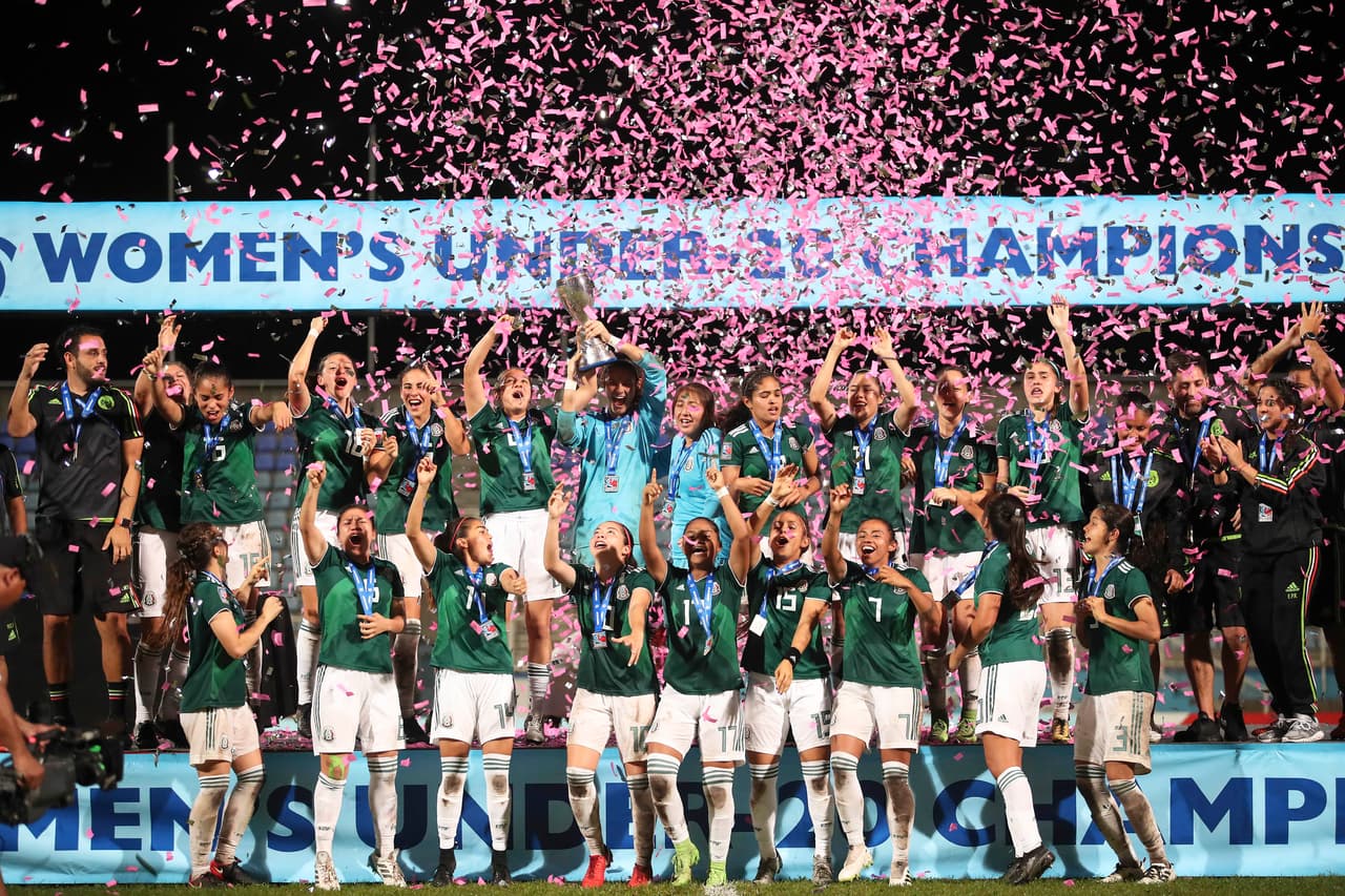 Así fue la premiación y el festejo del histórico triunfo del Tri femenil Sub 20. Se impuso en la final del Premundial Sub 20 de la Concacaf a Estados Unidos y con ello, además, consiguió su boleto al Mundial de la categoría que se celebrará en Francia en agosto.