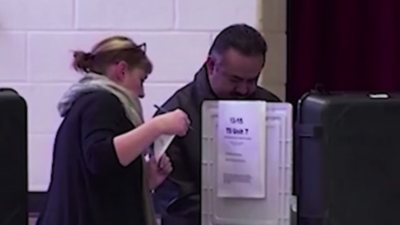 Residentes de Bexar denuncian entrega de boletas electorales erróneas para la votación anticipada