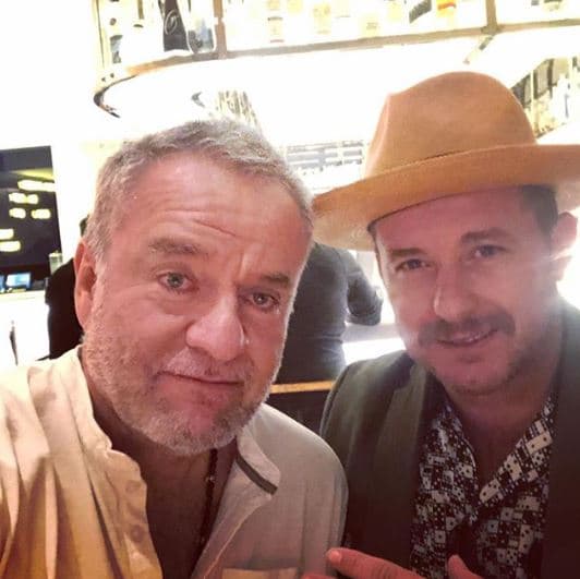 Asimismo, ‘El Güero’ Castro informó que este proyecto tendrá “25 capítulos de 45 minutos”. 
<br>