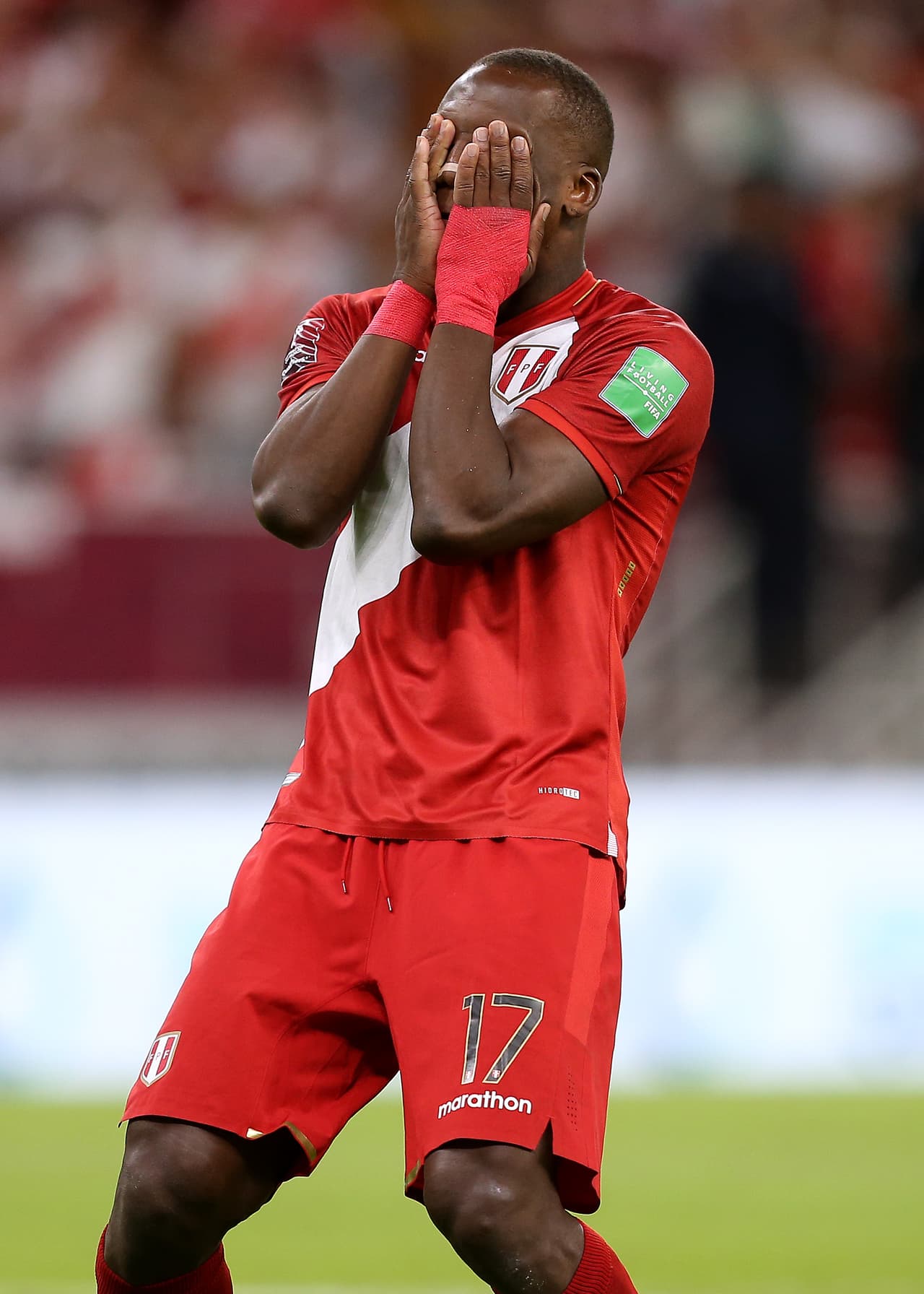 En Doha y en Lima, la tristeza se apoderó de los peruanos tras la eliminación de Perú rumbo al Mundial de Qatar 2022 al caer en penales ante Australia.
