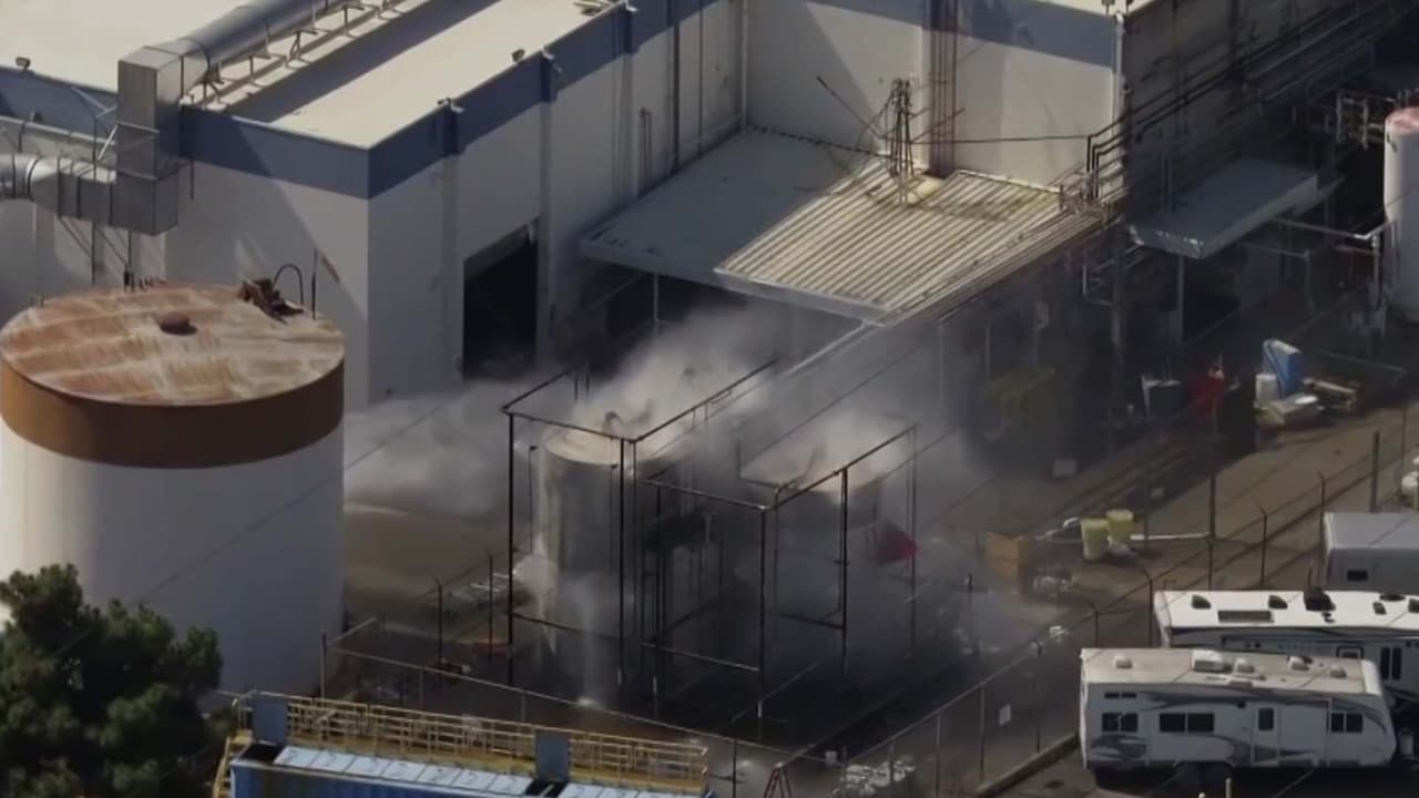 Emergencia química obliga evacuaciones masivas en California