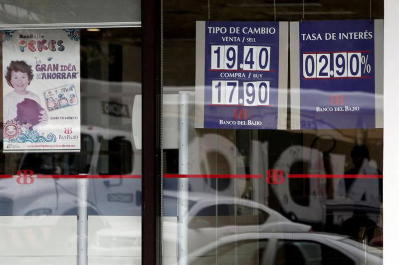 Efectos del 'Brexit' en México: recortes al gasto público, el peso se hunde y cae la confianza de los mexicanos