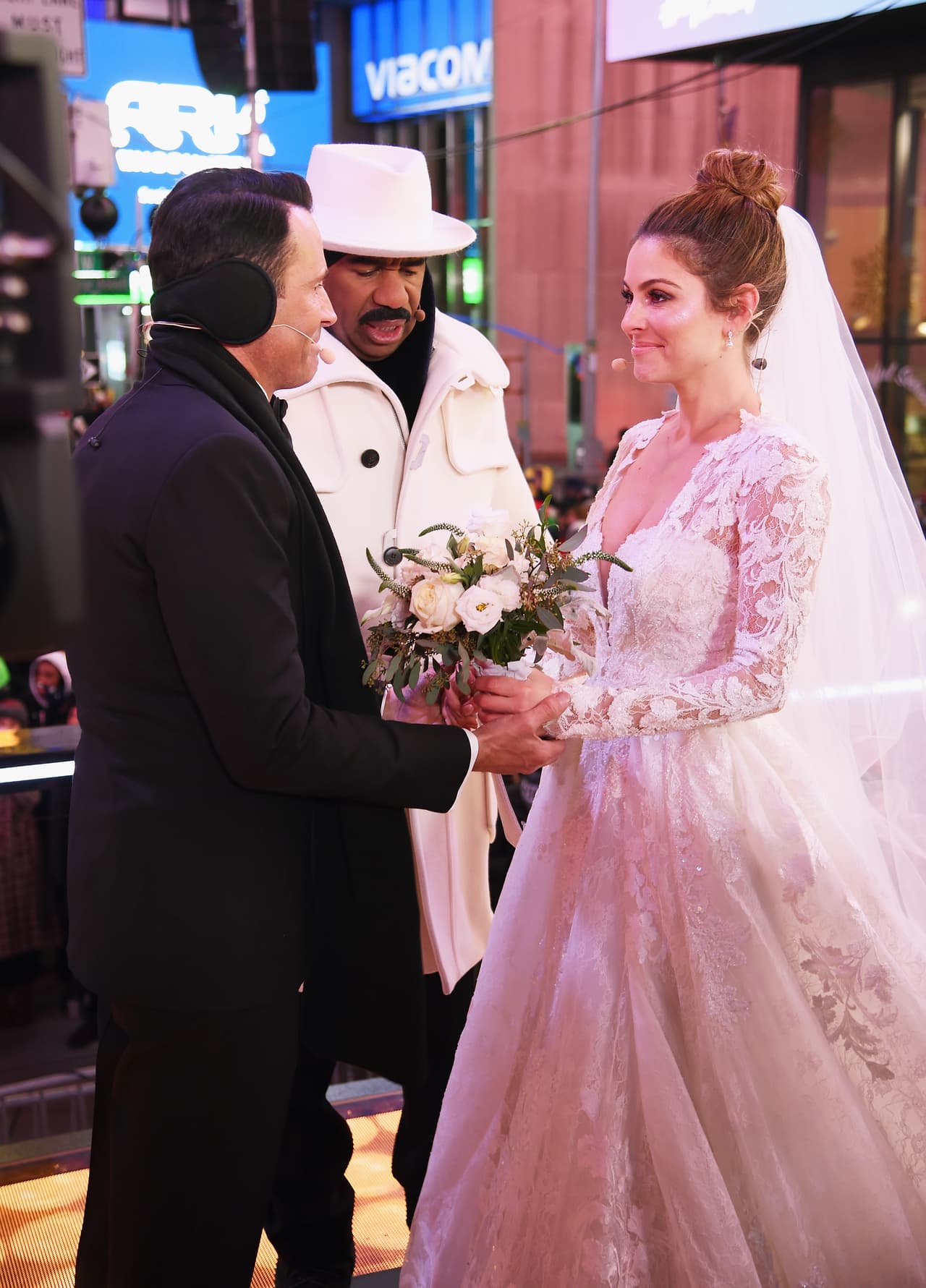 Undergaro le propuso matrimonio a Maria duante la transmisión del programa de radio de Howard Stern que se transmite por la radio satelital, Sirius, en marzo de 2016.