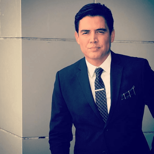 En estos días que han sido sumamente difíciles para todos, Orlando Segura expresó: "estos días dan ganas de decir muchos te quieros, te adoro, te extraño, aprovechemos mientras podamos..".