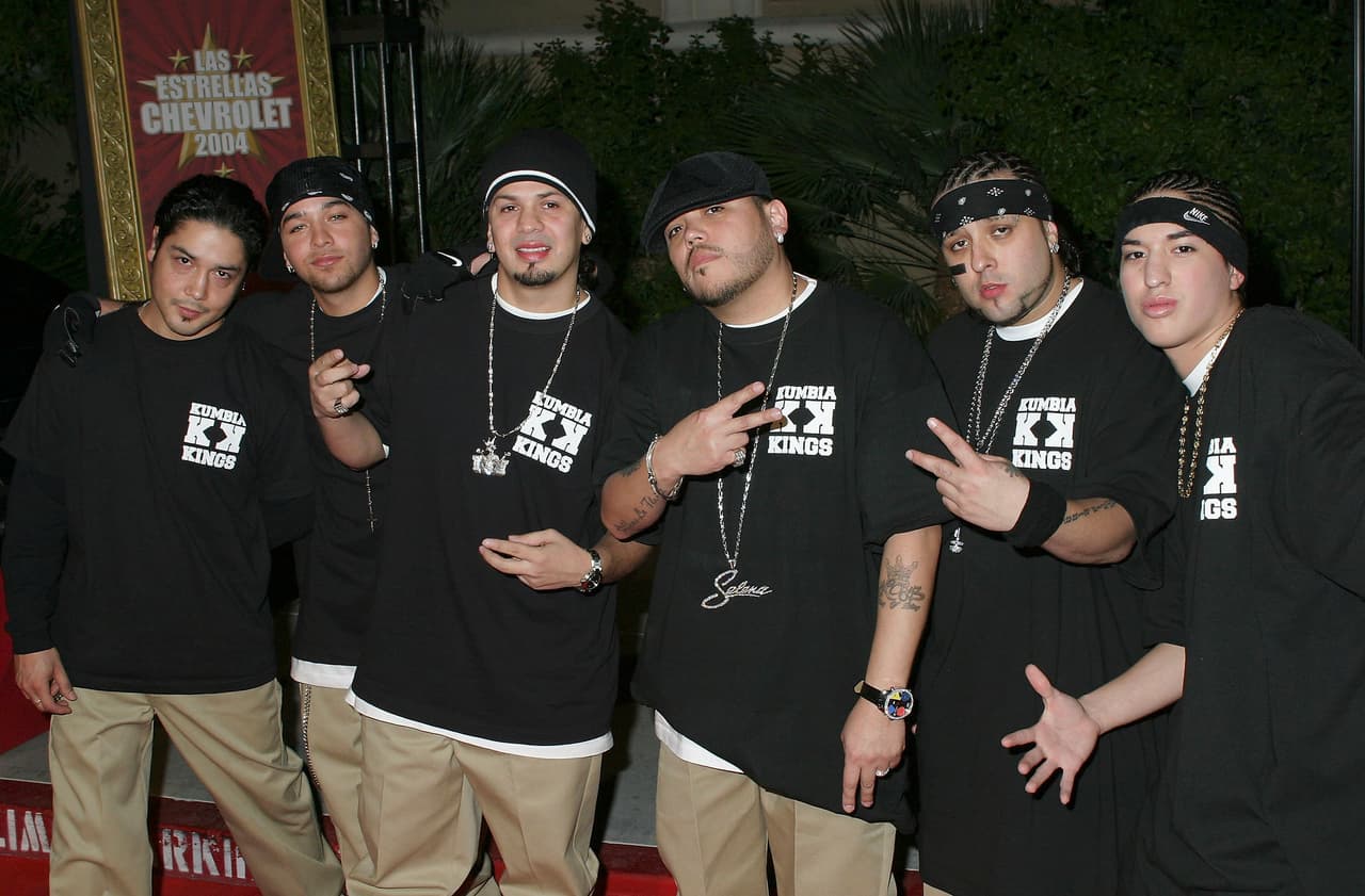 Igual se hicieron acreedores a reconocimientos como un Latin GRAMMY en el 2006 en la categoría de Mejor Álbum Tropical Regional Mexicano.