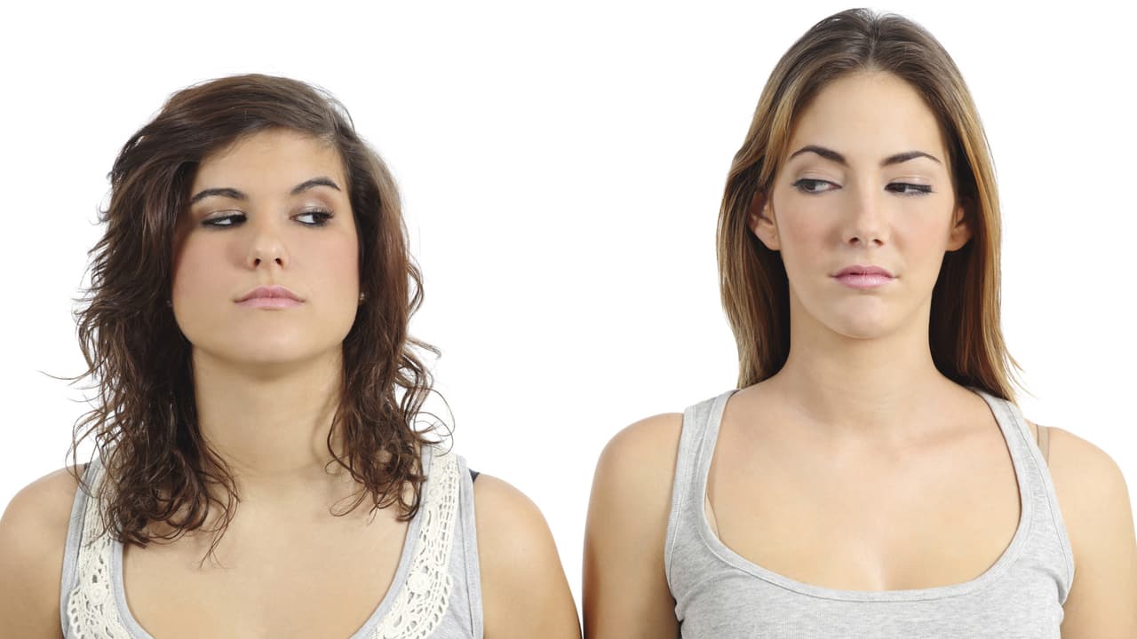 Aléjate de las amistades tóxicas