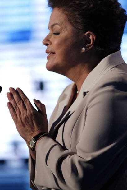 La encuesta Datafolha publicada el fin de semana confirmó el favoritismo de la candidata oficialista, que recibe un 48 por ciento de la intención de voto, pero también un ascenso más veloz del socialdemócrata José Serra, con 41 por ciento.