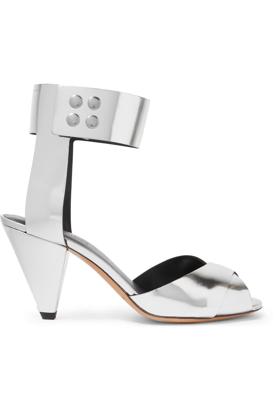 Con una silueta peep-toe, estas sandalias tienen todo lo que se necesita para usarse durante todo el día este otoño. El tacón de buen tamaño, la pulsera alrededor del tobillo te darán el soporte que necesitas para caminar largas jornadas. (
<b>Isabel Marant).</b>
<br>