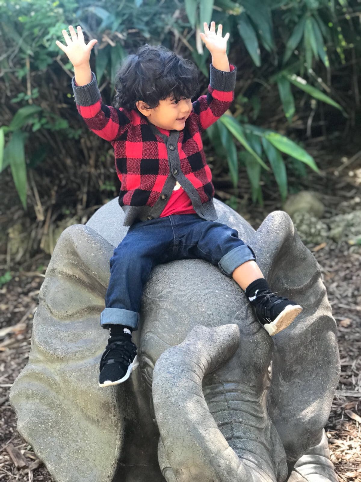 Desde que aprendió a caminar, Joshua está imparable.