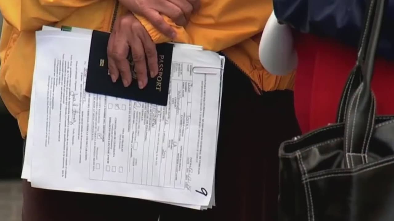 Estado Migratorio | Advertencias sobre procesos de remoción para inmigrantes con trámites pendientes