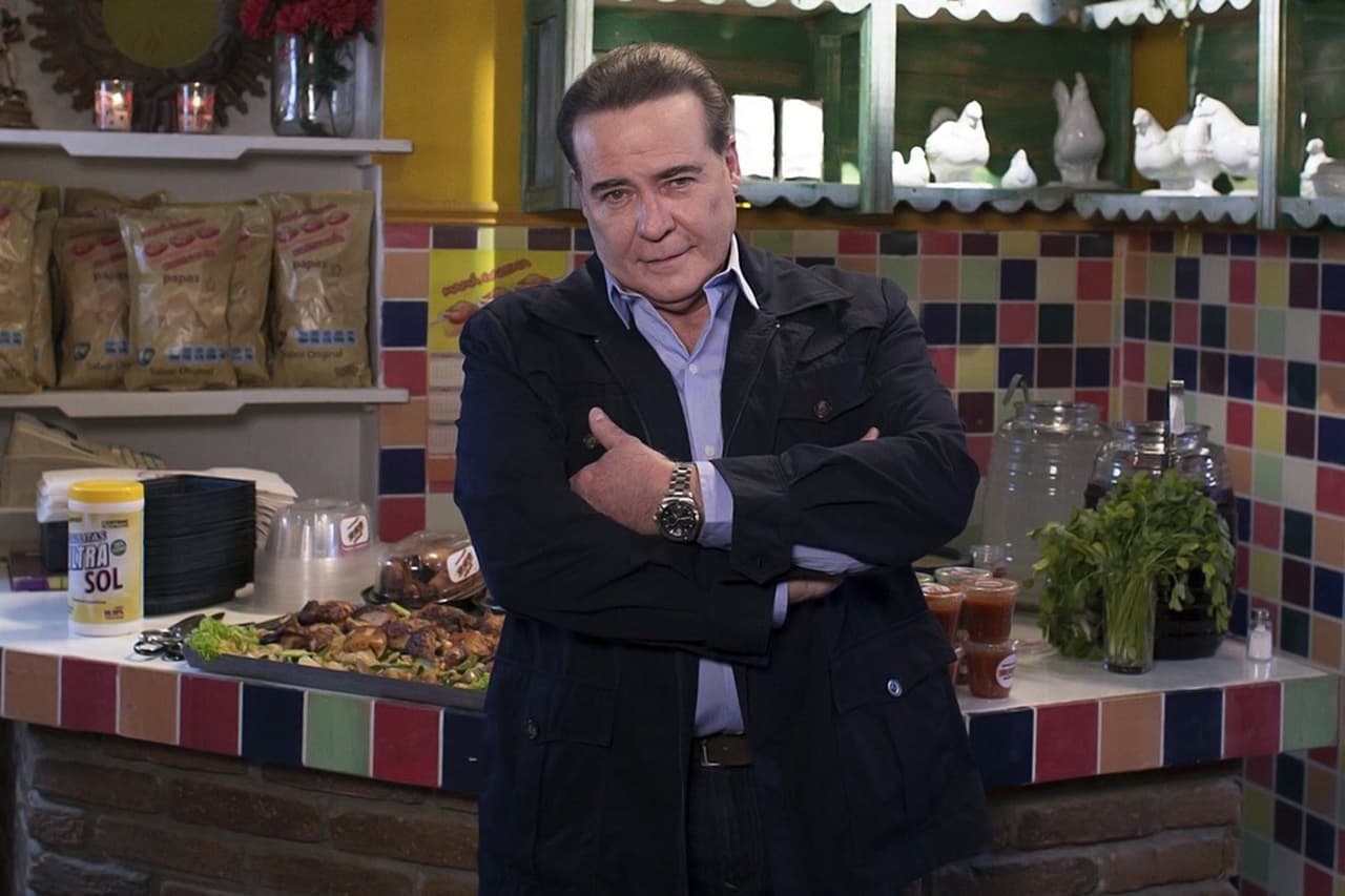 En este 2021 César Évora ha participado en dos melodramas. A inicios de año grabó ¿Qué le Pasa a mi Familia? y actualmente es parte del elenco de S.O.S Me Estoy Enamorando.