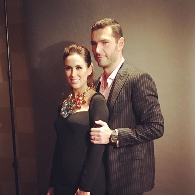 Supuestamente, en su figura aún no había rastro de una pancita porque la artista tenía apenas tiene un mes de gestación.