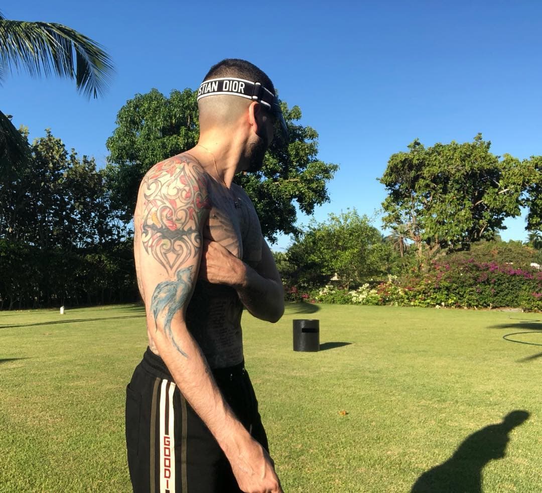 Pero el momento de la verdad llega cuando es hora de posar para las fotografías y mostrar que la dieta ha dado resultados.