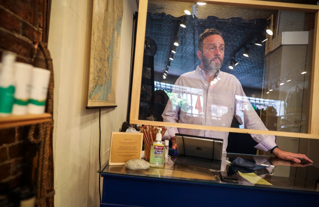 <b>Puesto 2: New Hampshire. </b>Su pago por desempleo semanal promediaba 341 dólares ante de la pandemia, solo 31% del salario semanal del estado. La tasa de desempleo en junio de 2020 alcanzó 11.8%, (el 13º más alto y entre junio de 2019 y junio de 2020 el empleo bajó 10.9%, el 9º más alto del país.