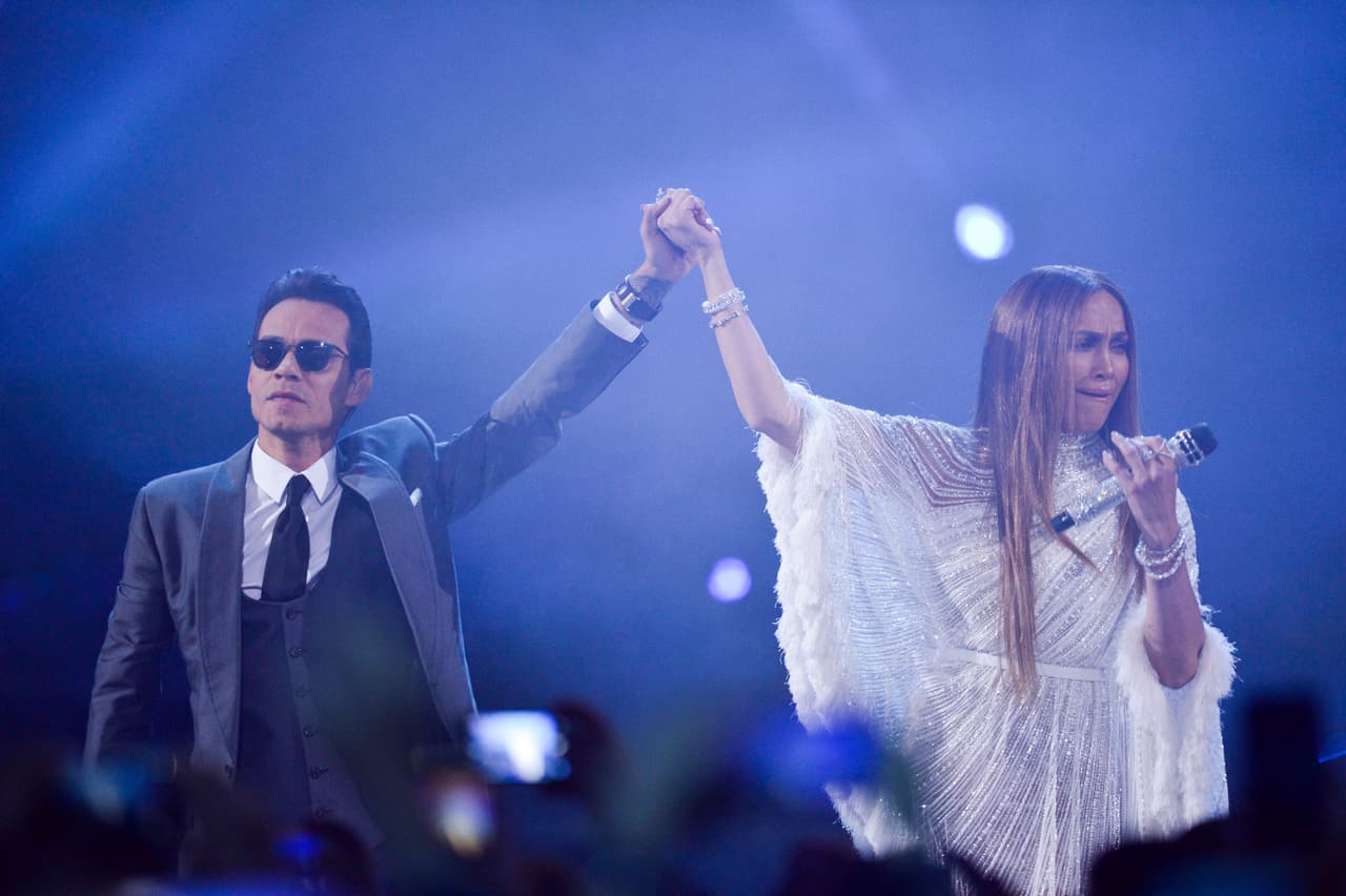 Tomados de la mano hicieron de este momento algo inolvidable.