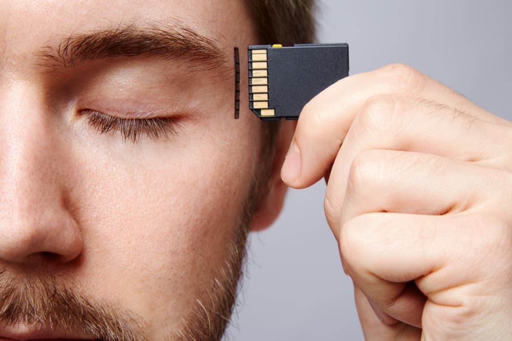 Y cuando Mercurio entra en Virgo, se activa la inteligencia, la memoria, algo que nos hace mucha falta en esta época en que estamos dependiendo cada vez más de celulares y computadoras y nuestra memoria se entorpece.