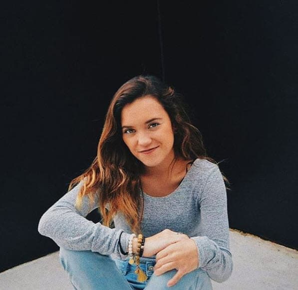 <b>Kristel Casteele </b>es el nombre de la actriz que interpretó a la niña, pero ahora es toda una jovencita.