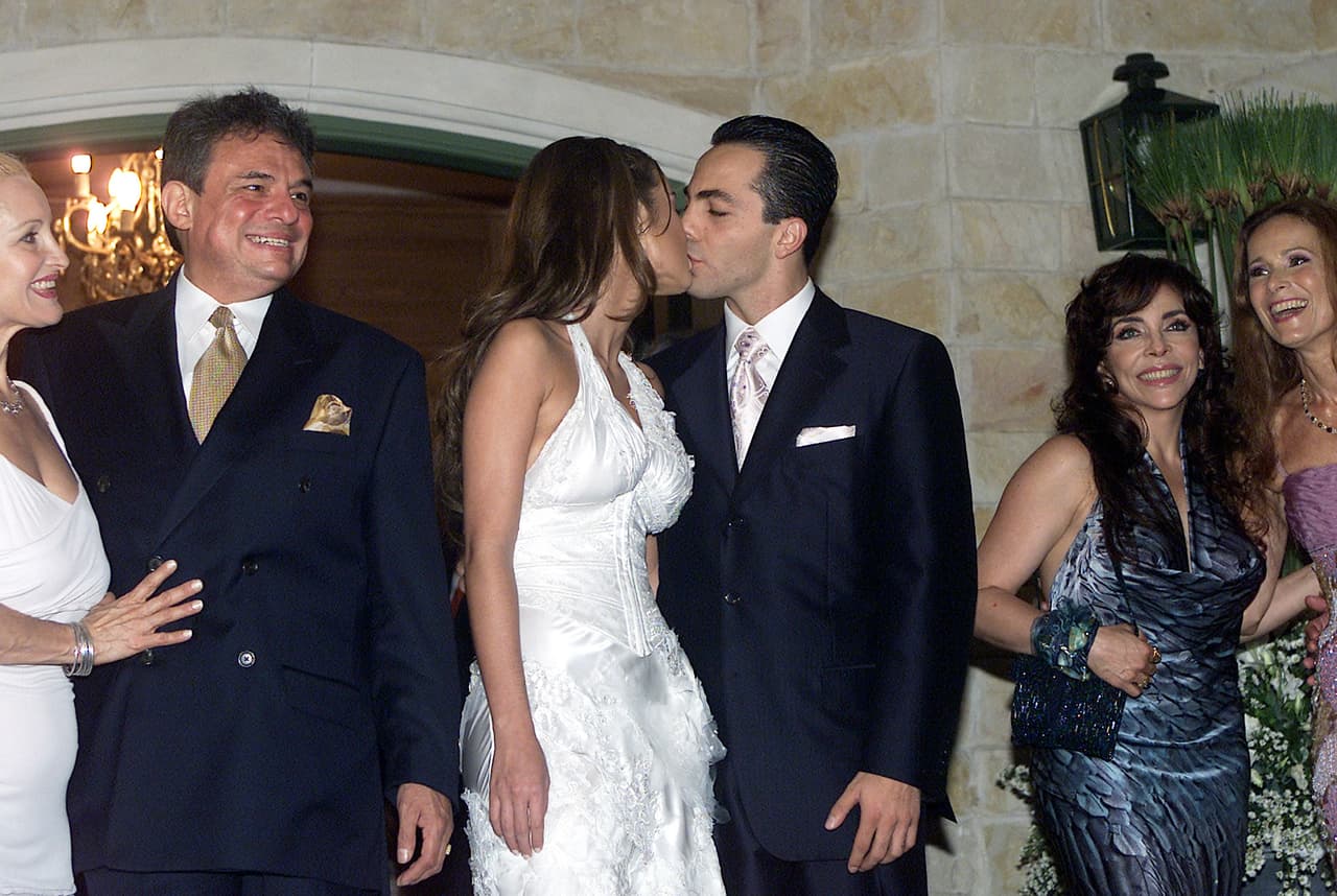 En una carta que fue leída en el programa 
<a href="https://www.youtube.com/watch?v=yHmCuU8VrjA&feature=emb_title" target="_blank">El run run del espectáculo</a>, Bo relató que el cantante "le tenía miedo a la oscuridad. Vivíamos en Estados Unidos y no dormía de noche porque creía que íbamos a vivir un hecho de inseguridad". Explicó que el cantante llegó a tener dos armas, una que guardaba en la mesita de luz: "Y yo tenía que vivir de esa manera".