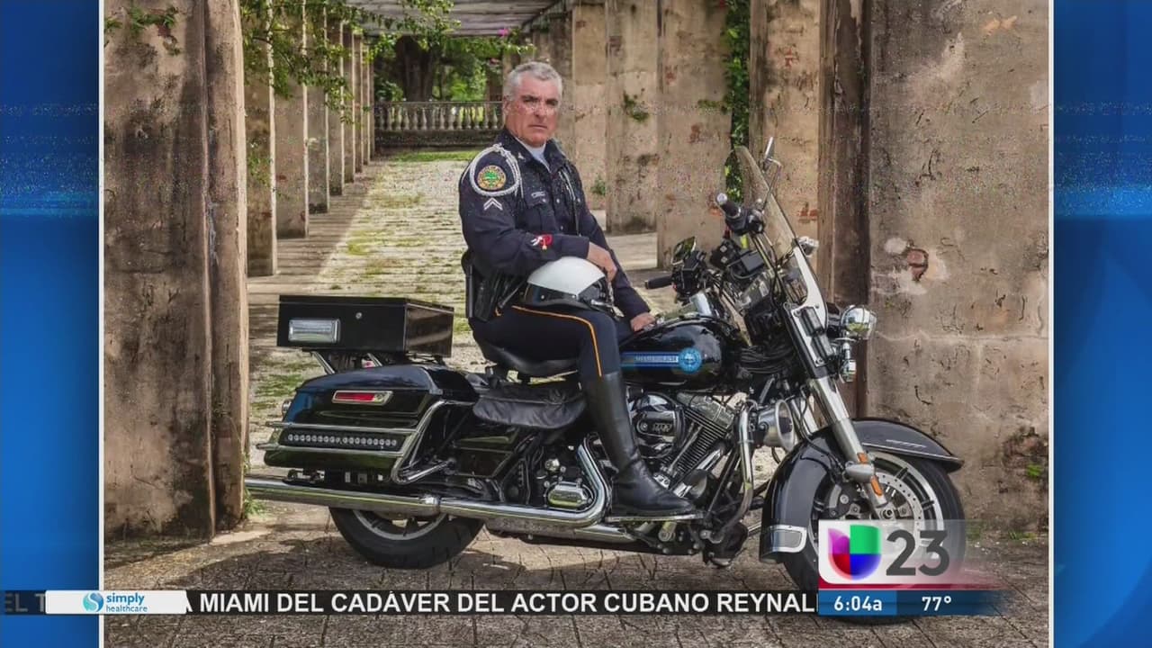 Policía muerto durante accidente estaba detenido cuando fue impactado por otro vehículo