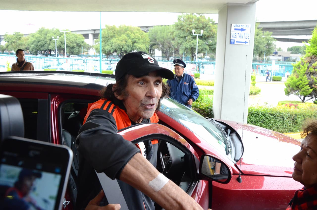 En las dos semanas que estuvo en el nosocomio, sufrió dos paros respiratorios. El segundo fue el que le quitó la vida, pues su corazón estaba muy debilitado, señaló la corresponsal en México de El Gordo y La Flaca, Elizabeth Curiel.