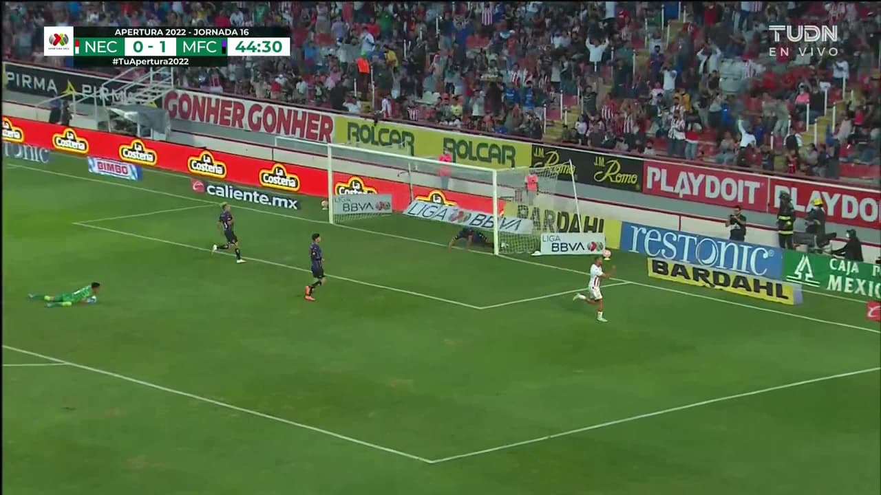 ¡GOL!  anota para Necaxa. Facundo Batista