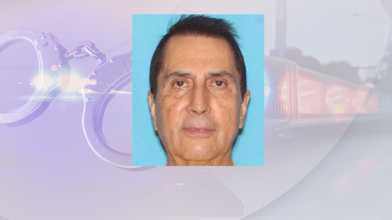 Sorprenden a anciano de 79 años tocando de forma lasciva a una mujer en un Target