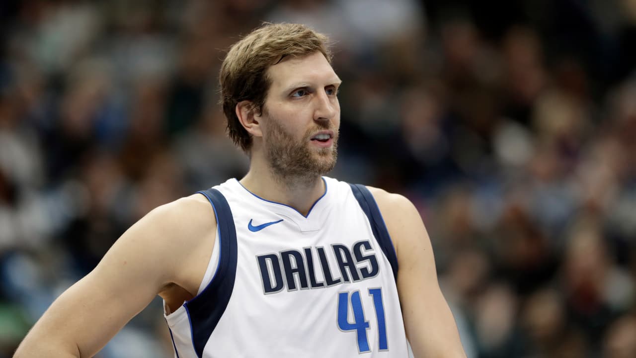 Dirk Nowitzki habló fuerte tras las acusaciones de acoso sexual dentro de los Mavericks.