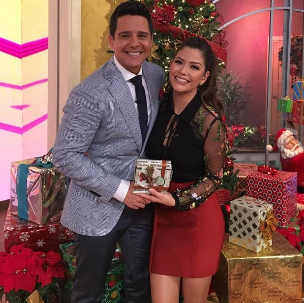 ¡Da gusto tenerlo en casa! ya extrañabamos ver juntas las bellas sonrisas de Alejandro y Ana Patricia.