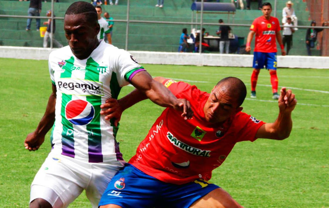El campeón Antigua venció al Municipal y toma el liderato en Guatemala