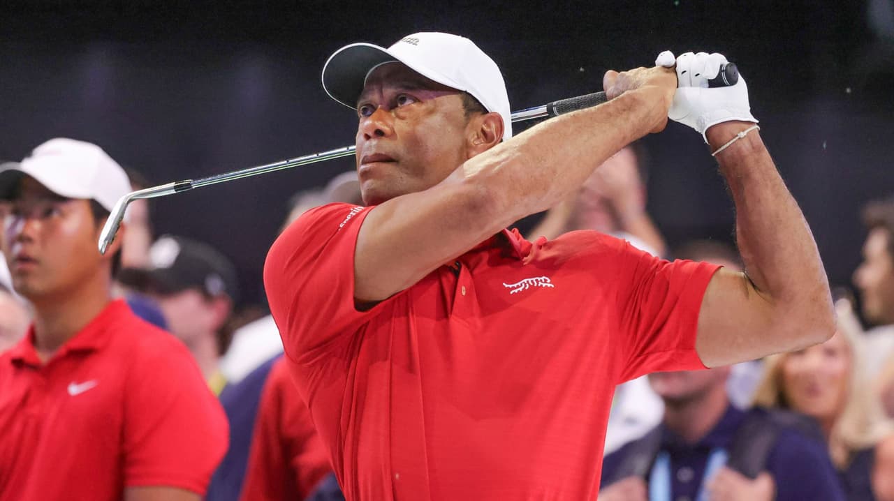 Tiger Woods sufre aparatoso accidente vehicular; auto en el que se transportaba se volcó