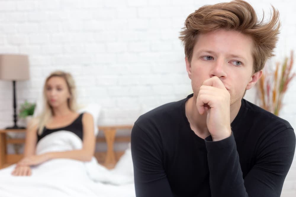 Los acuarianos se precian de ser muy creativos, originales e imprevisibles y en ese sentido tienen razón, por eso temen no estar actuando a la medida de las expectativas y temen ser considerados repetitivos, monótonos o rutinarios a la hora de la intimidad.
<br>