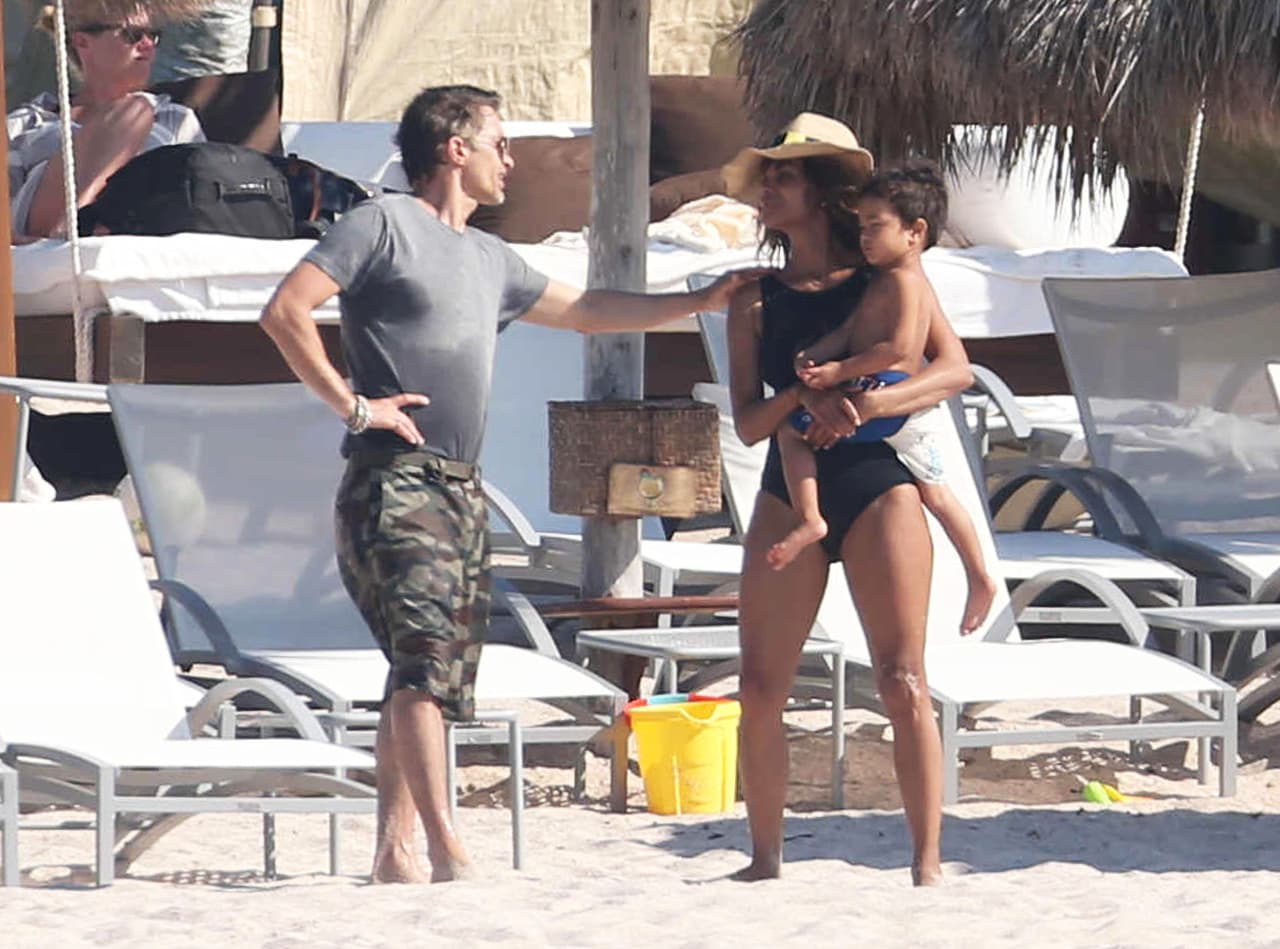 ¡Mira nada más el lenguaje corporal!