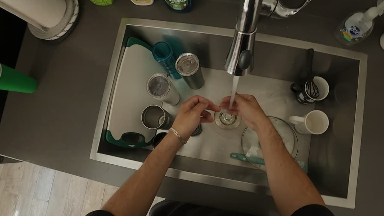 IA impulsa nuevos empleos: graban tareas del hogar para entrenar sistemas