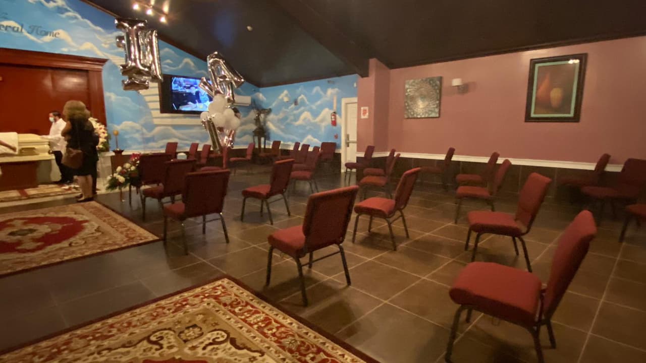 Durante la ceremonia también se implementó el distanciamiento social.