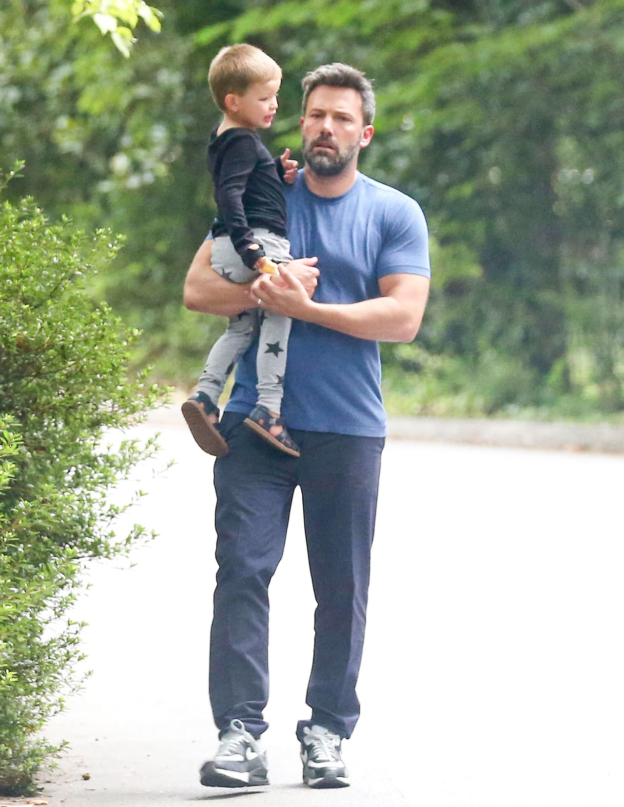 Ben y Samuel de paseo.