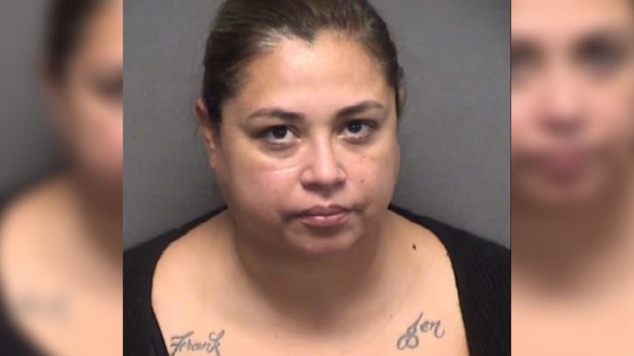 Arrestan a contadora hispana acusada de lavado de dinero por $185,000 de una constructora en San Antonio