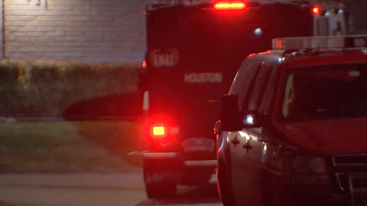 La investigación continúa.